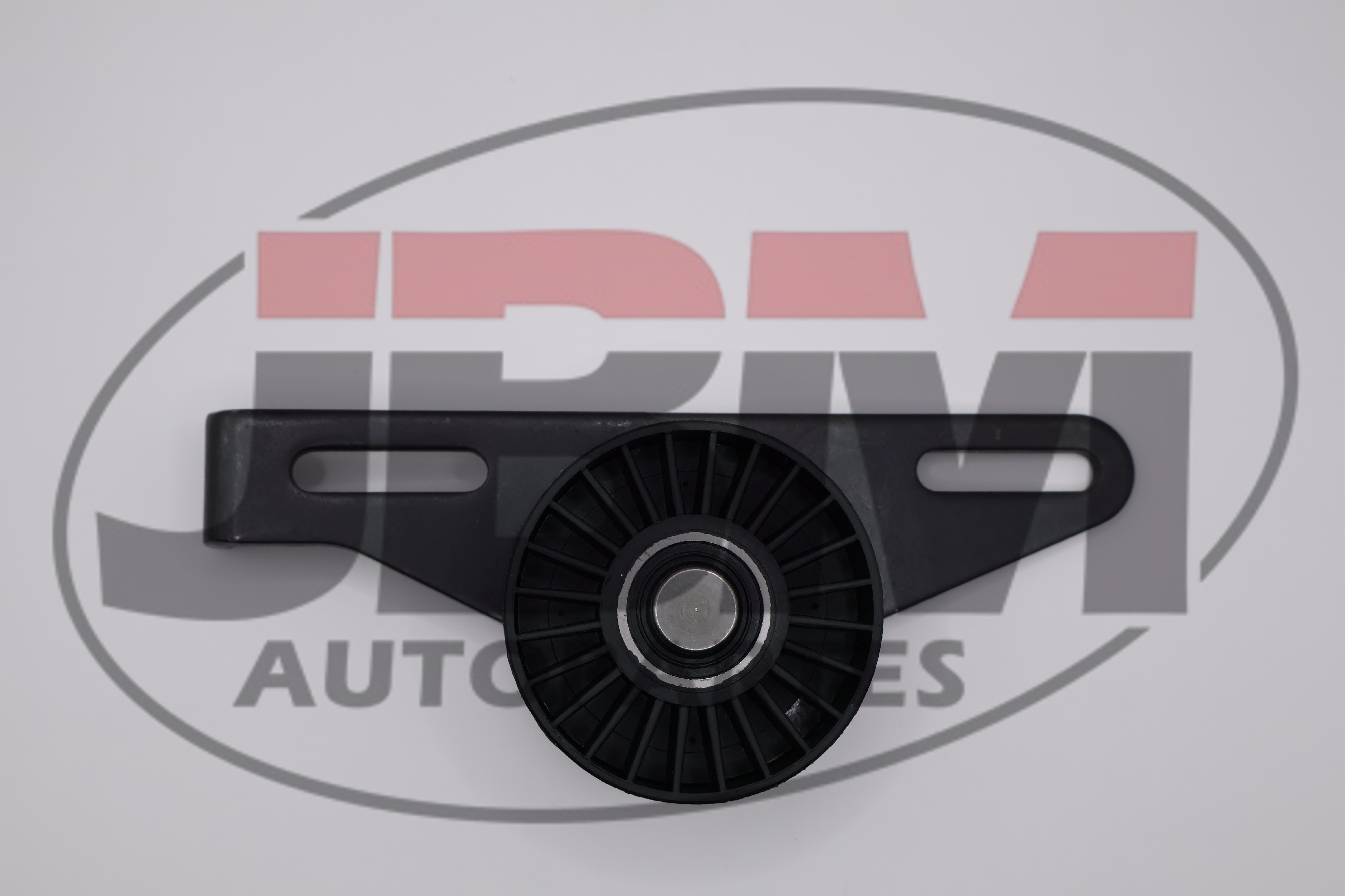 Imagen de TRP-113080T POLEA TENSORA DE ACCESORIOS NISSAN APRIO 1.6L L4 08-10 PLATINA 1.6L L4 02-10 RENAULT CLIO 1.6L L4 02-09 KANGOO 1.6L L4 04-18 DIAM. EXT. 70MM ALT. 26MM